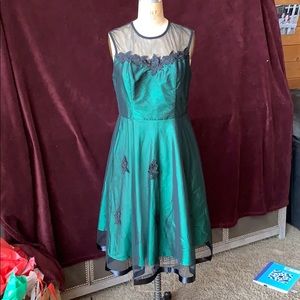 Emerald green 40s/50s style evening dress
